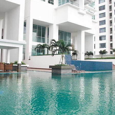 Pinnacle Tower Apartment Stay By Feel Suites Johor Bahru Exterior photo