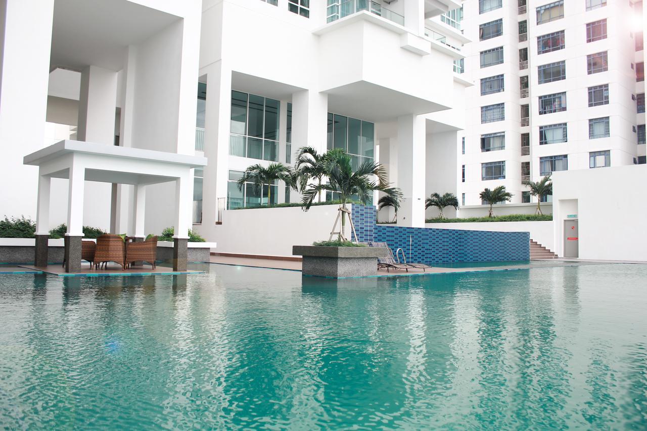 Pinnacle Tower Apartment Stay By Feel Suites Johor Bahru Exterior photo
