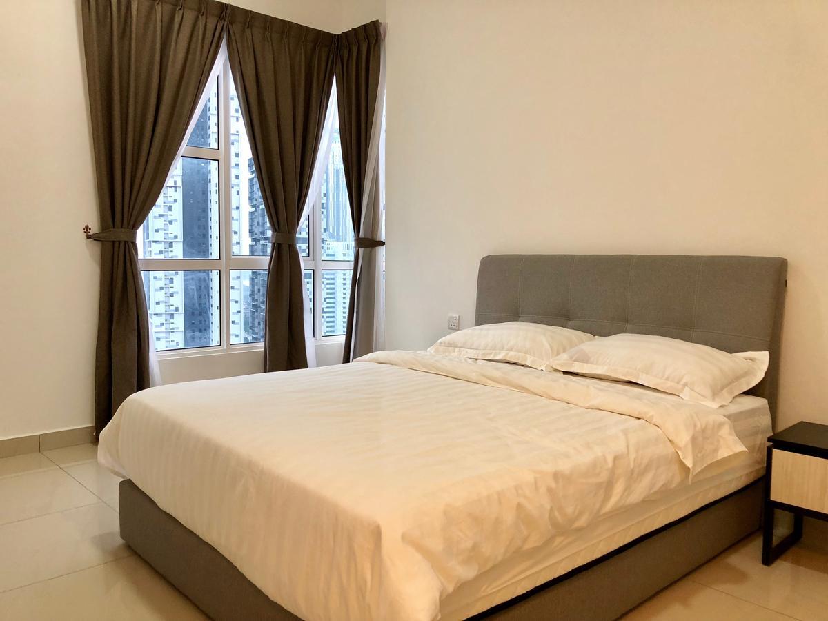 Pinnacle Tower Apartment Stay By Feel Suites Johor Bahru Exterior photo